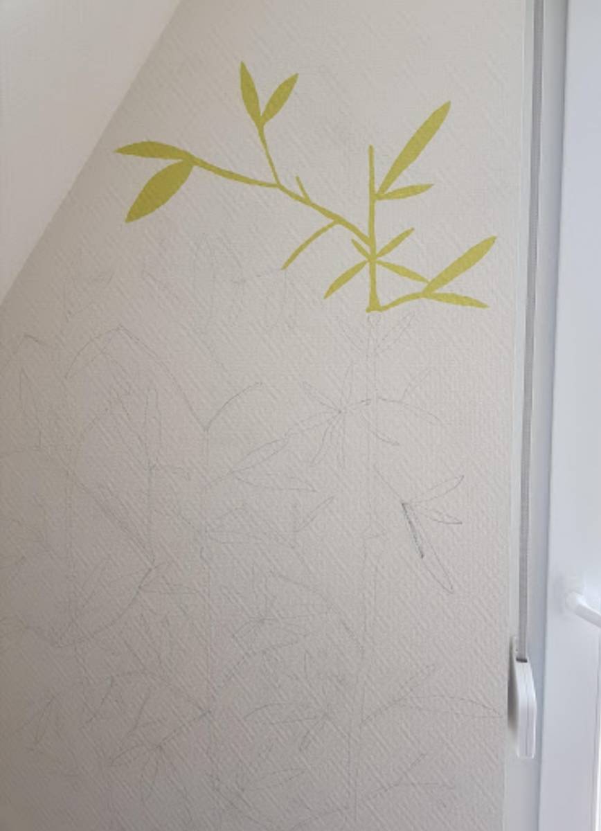 Application d'une peinture à main levée à partir d'une photo à Sarralbe