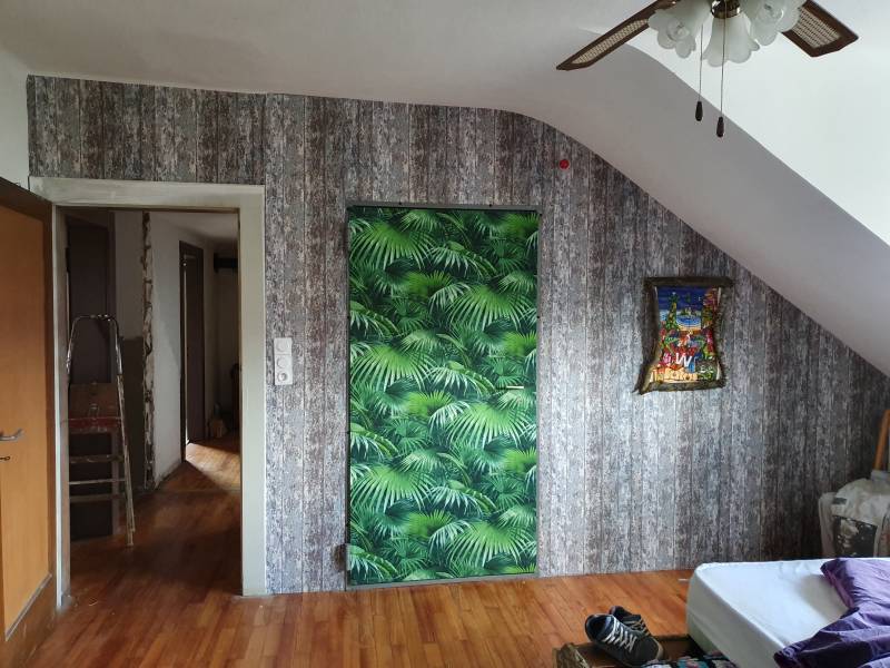 Pose de tapisserie à Sarralbe