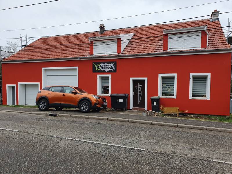 Le netoyage et le traitement hydrofuge assure une toiture propre et durable à Sarralbe.