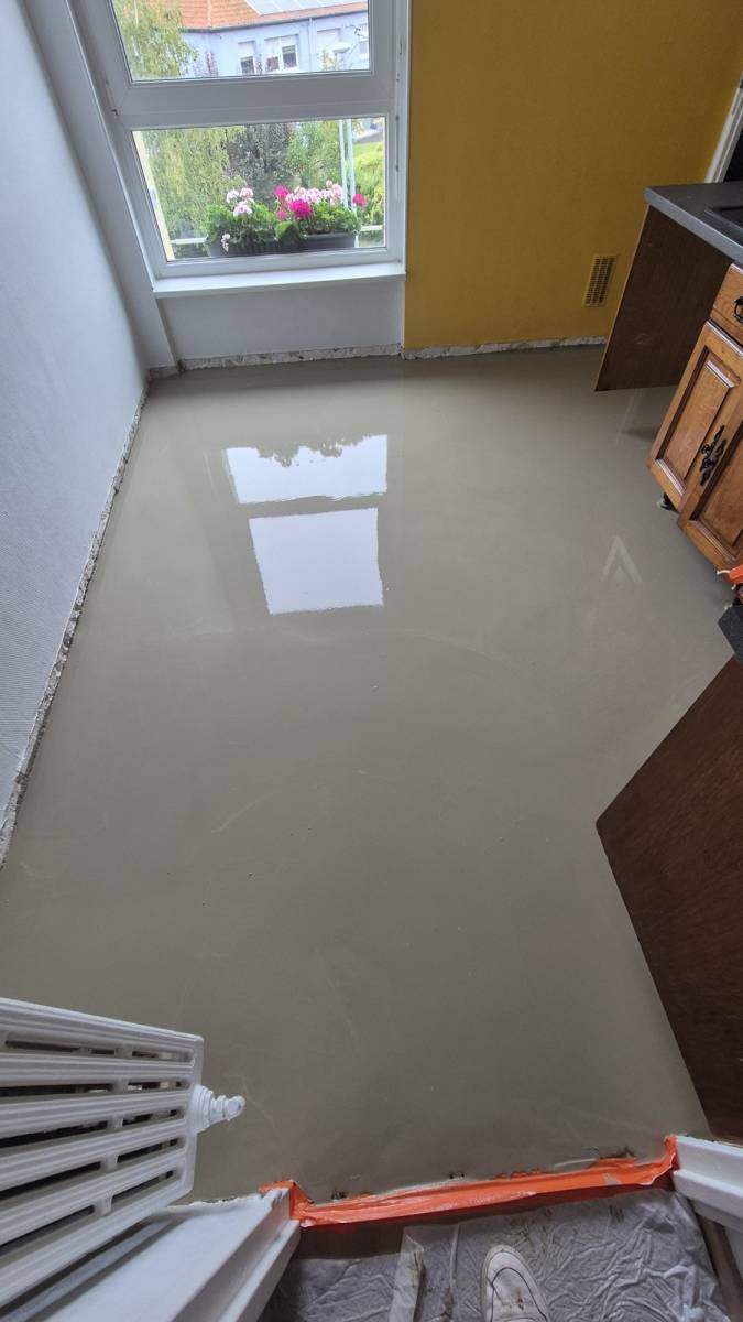 Préparation des sol et pose de ragréage VS Peinture François à Sarralbe