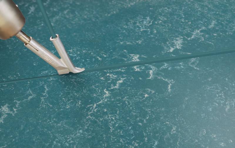 Sols PVC avec remontée en plinthes et finitions soudées à chaud